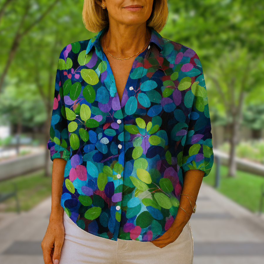 Jella – Flowing Everyday Blouse with Feminine Neckline