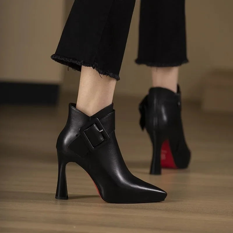 Avelle – Buckle Ankle Boots
