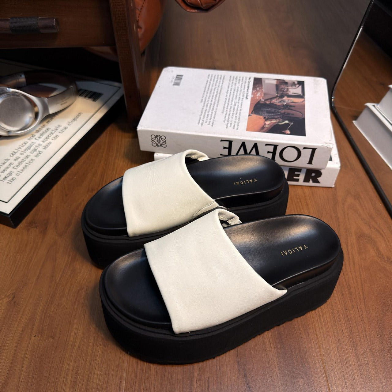 Arwinn Leather Platform Slides