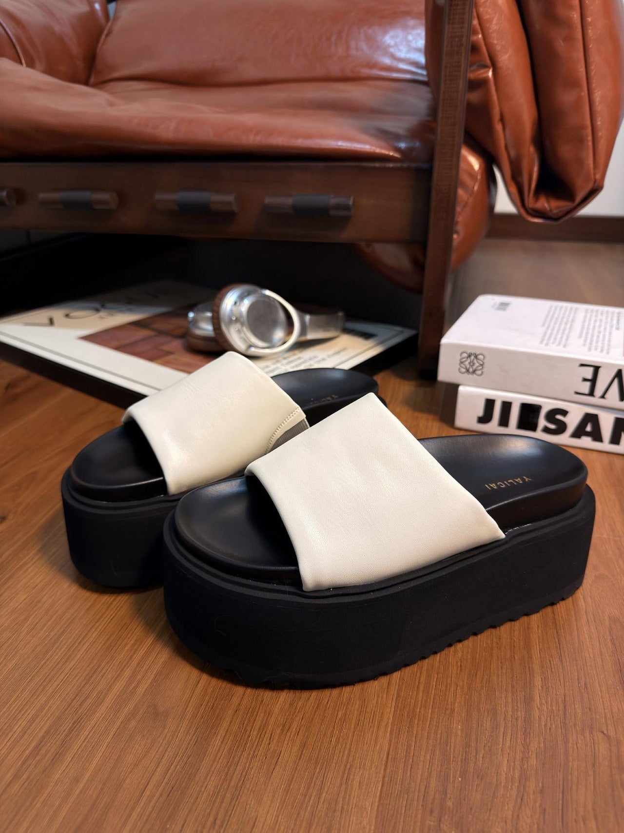 Arwinn Leather Platform Slides